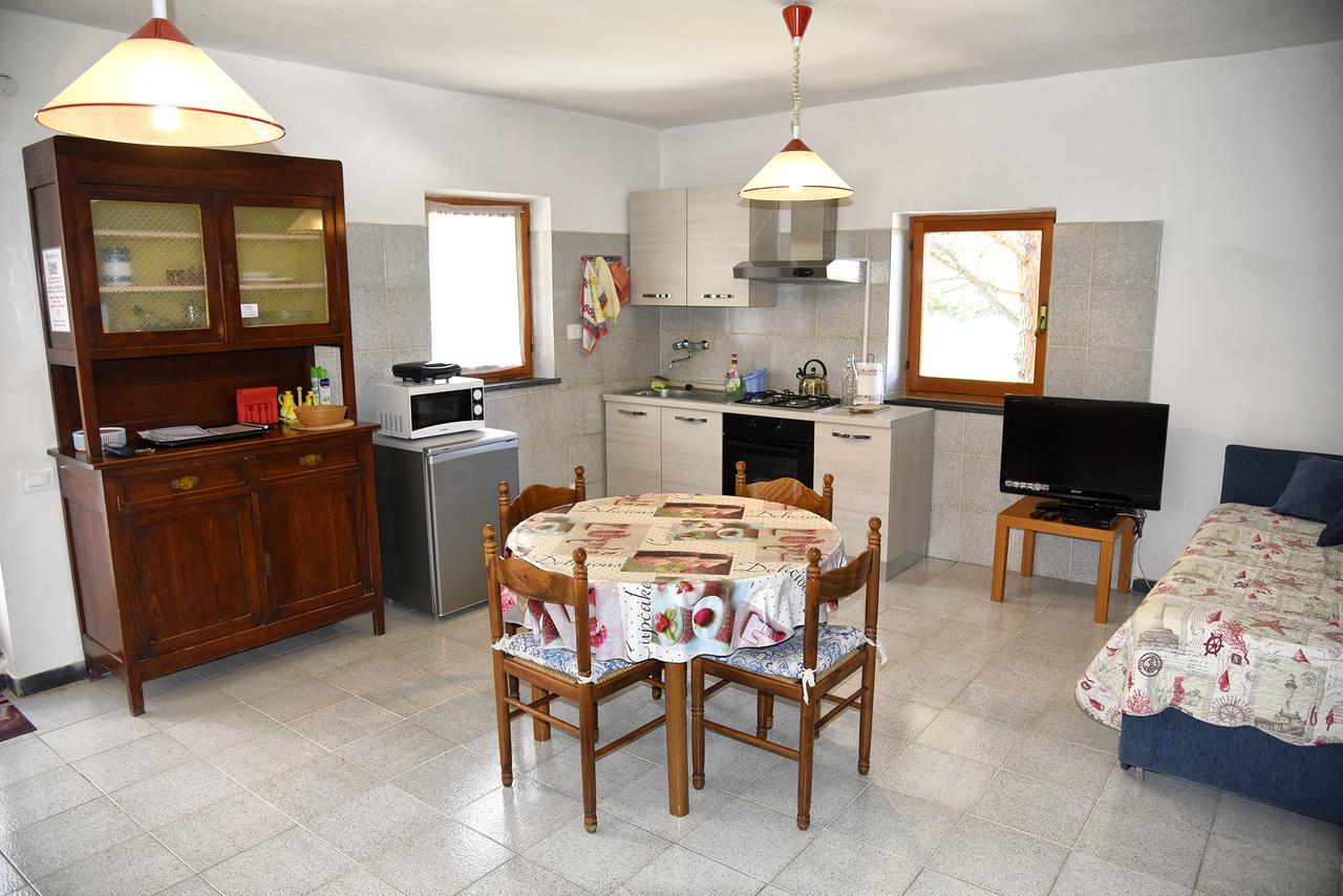 Due Pini Apartment กอร์นิญา ภายนอก รูปภาพ
