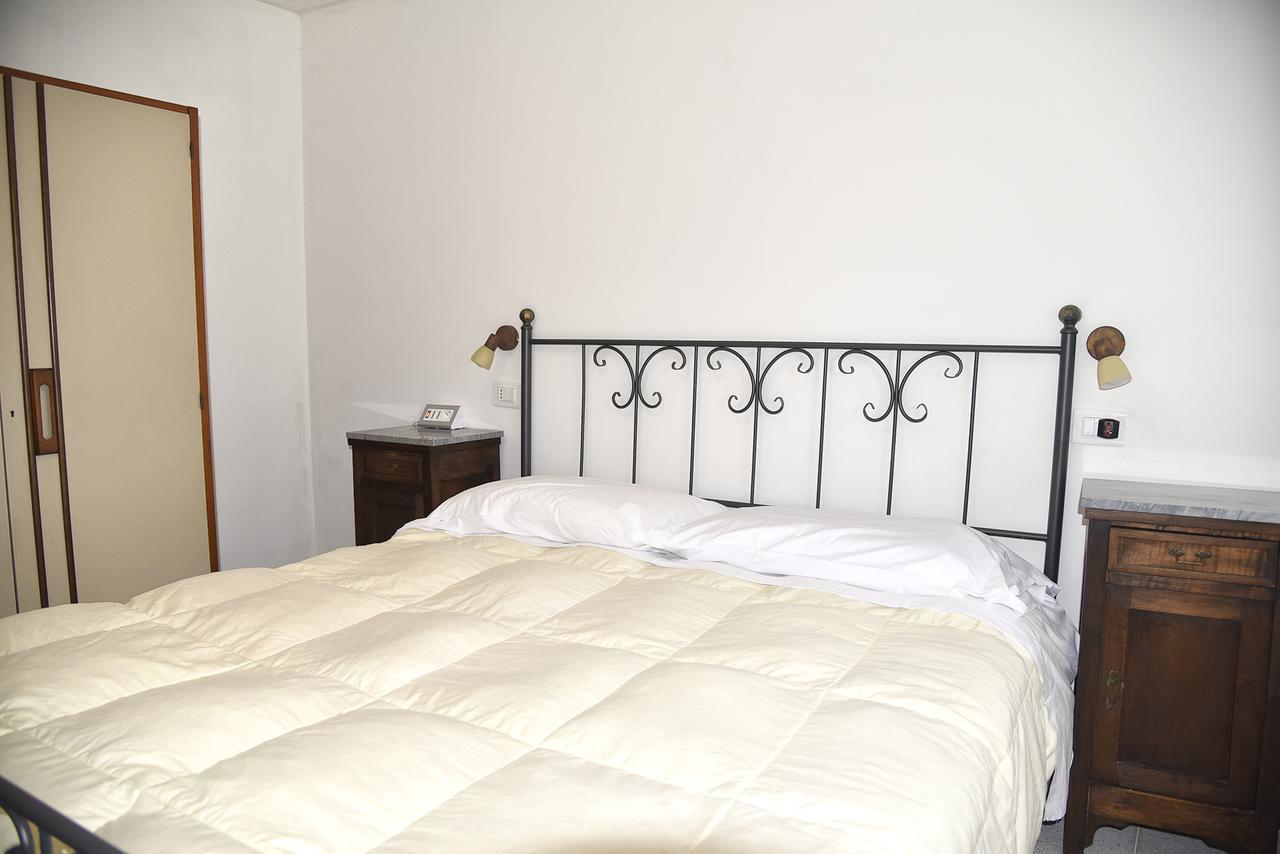Due Pini Apartment กอร์นิญา ภายนอก รูปภาพ